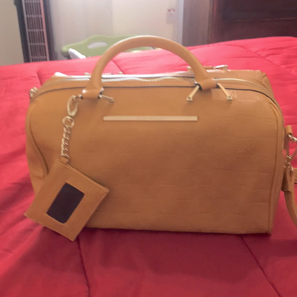 Duffle purse